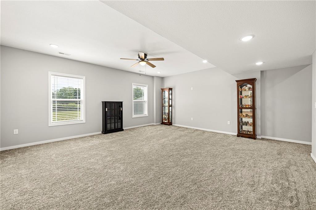 305 Southwest 11th Road Warrensburg, MO 64093 - Photo 36 of 64
