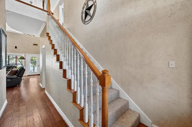 a view of entryway and hall