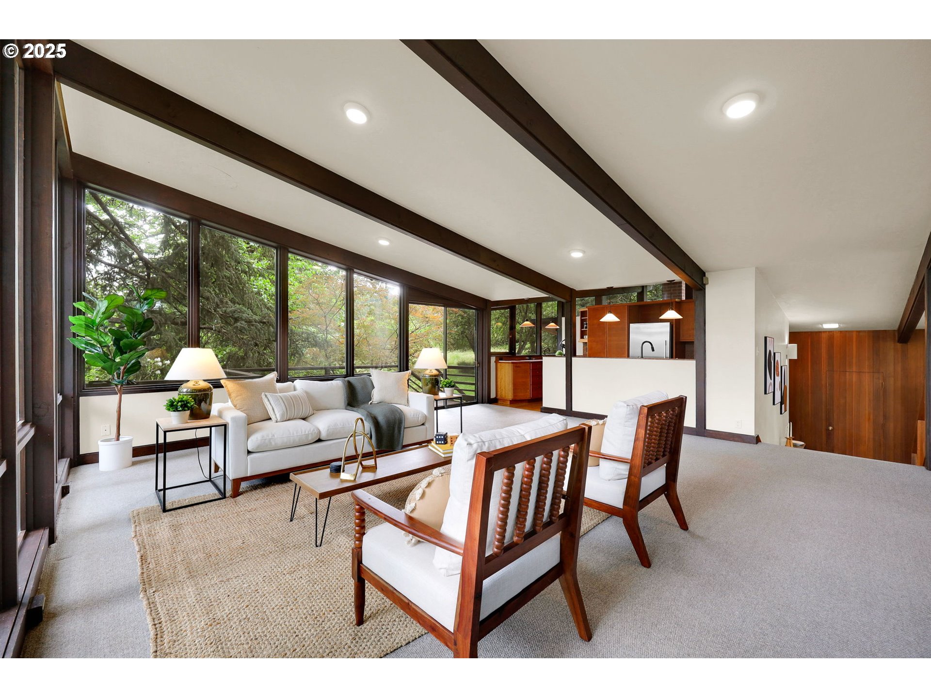 450 Horizon Road Eugene, OR 97405 - Photo 7 of 42