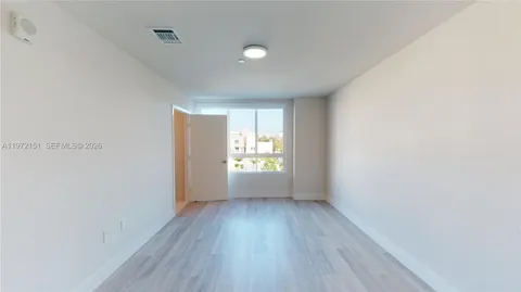 $437,900 | 2555 Northeast 193rd Street, Unit 2224, Miami, FL 33180