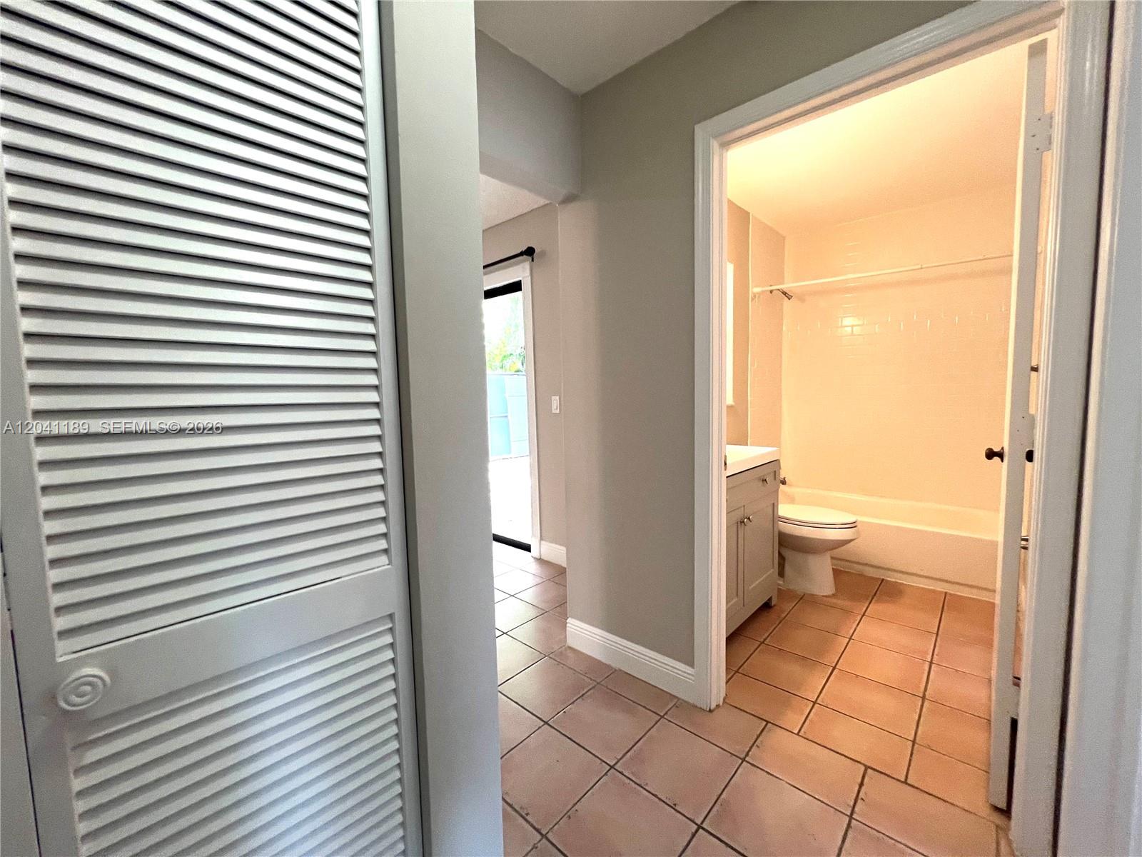1077 Goldenrod Road, Unit 1077 Wellington, FL 33414 - Photo 13 of 19
