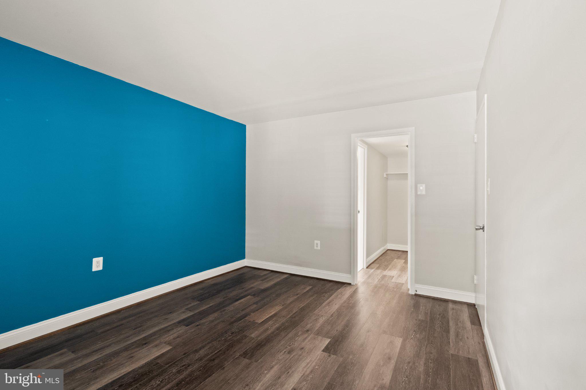 1414 Northgate Square, Unit 14/1B Reston, VA 20190 - Photo 23 of 49 Primary bedroom view into private bath and closet