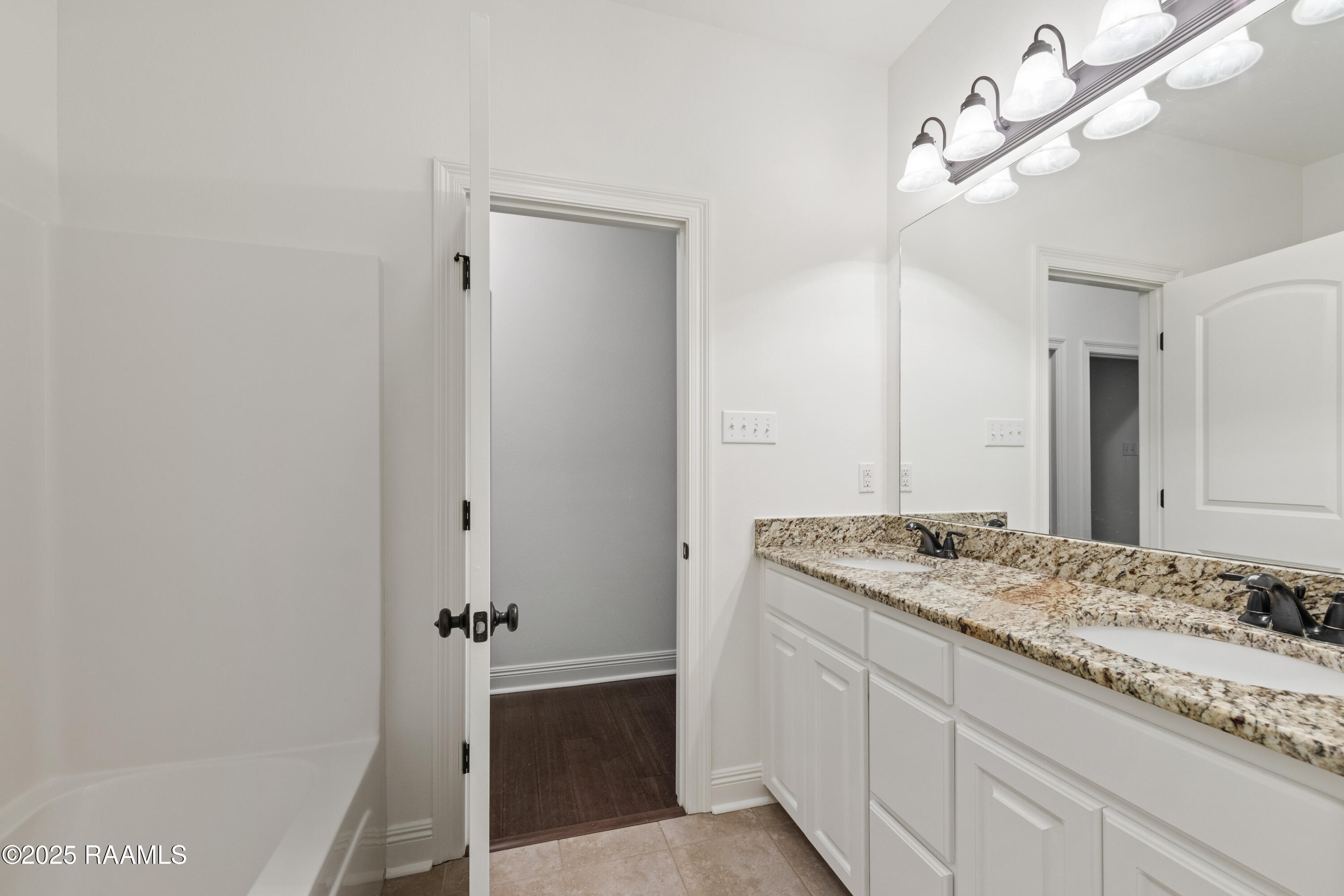 401 Claystone Road Youngsville, LA 70592 - Photo 27 of 38 401ClaystoneUPD-70