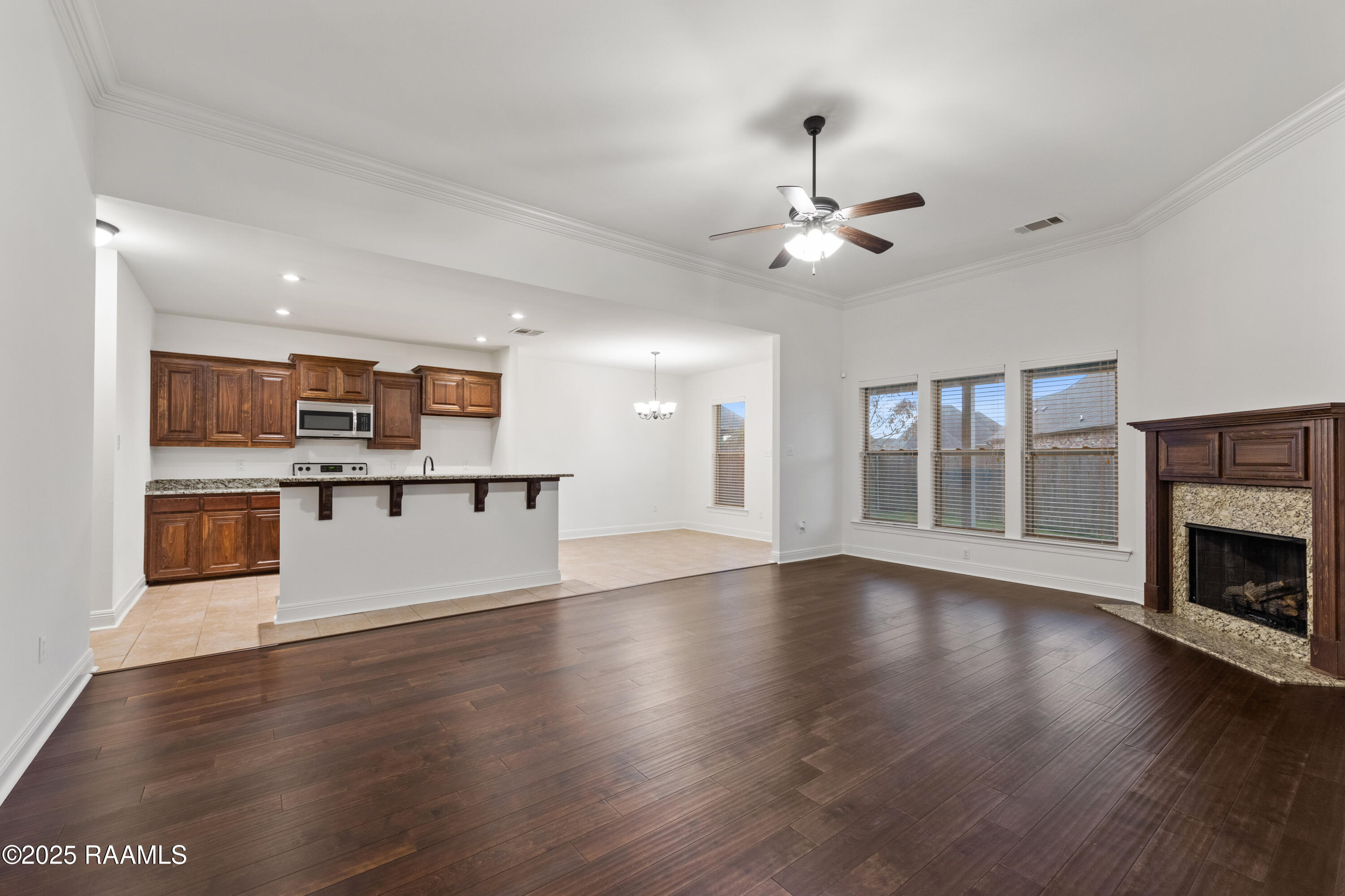401 Claystone Road Youngsville, LA 70592 - Photo 8 of 38 401ClaystoneUPD-8