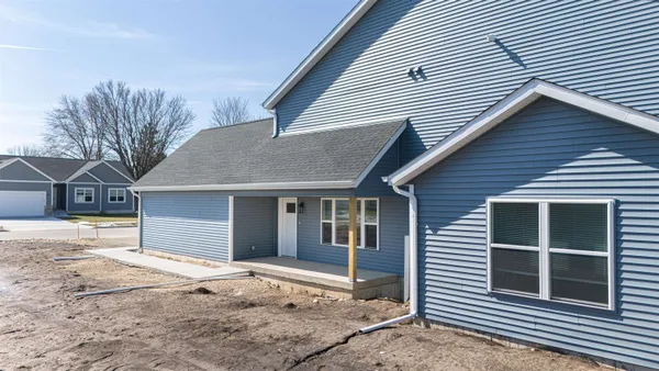 $589,000 | 56-58 East Ash, Milton, WI 53563