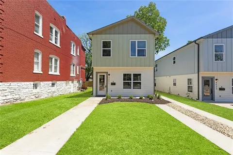 $259,900 | 4521 Forest Avenue, Unit B, Kansas City, MO 64110