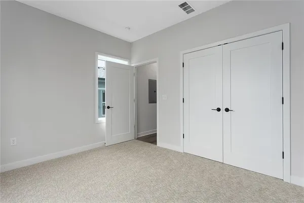 $235,000 | 4521 Forest Avenue, Unit B, Kansas City, MO 64110