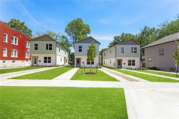 $235,000 | 4521 Forest Avenue, Unit B, Kansas City, MO 64110
