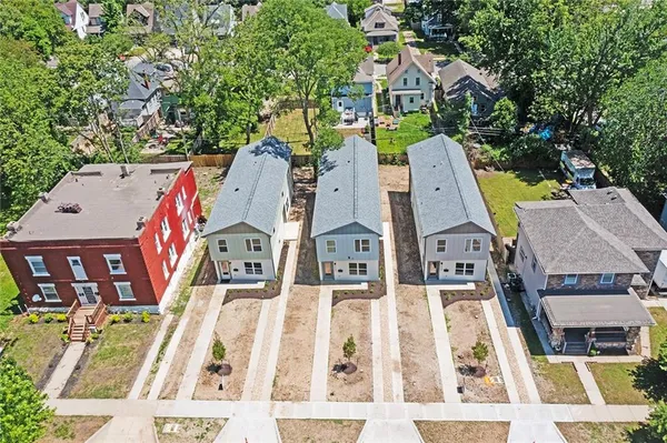 $235,000 | 4521 Forest Avenue, Unit B, Kansas City, MO 64110