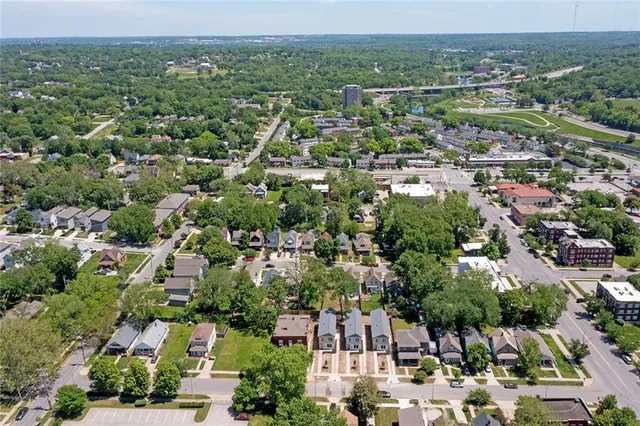 $259,900 | 4521 Forest Avenue, Unit B, Kansas City, MO 64110