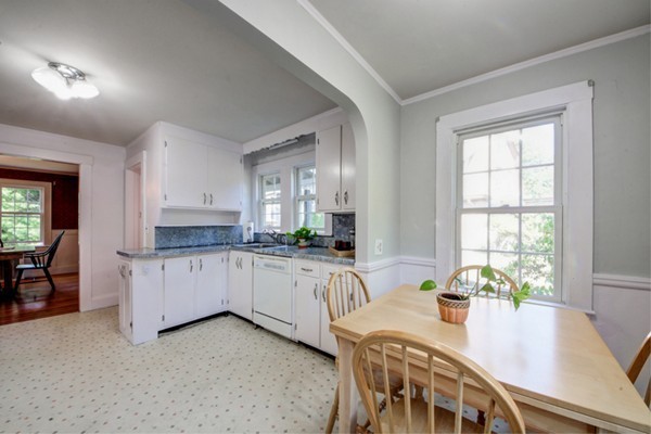 18 Sargent Road Swampscott, MA 01907 - Photo 10 of 25 Gallery Image 10