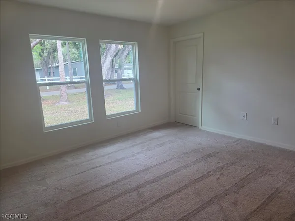 $2,200 | 878 Friendship Circle, LaBelle, FL 33935