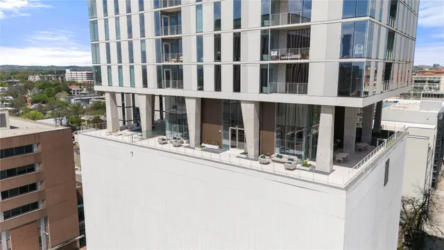 $678,000 | 313 West 17th Street, Unit 1702, Austin, TX 78701