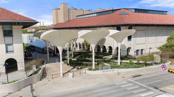 $678,000 | 313 West 17th Street, Unit 1702, Austin, TX 78701