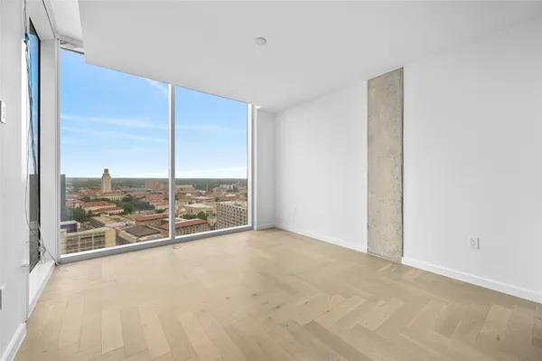 $678,000 | 313 West 17th Street, Unit 1702, Austin, TX 78701