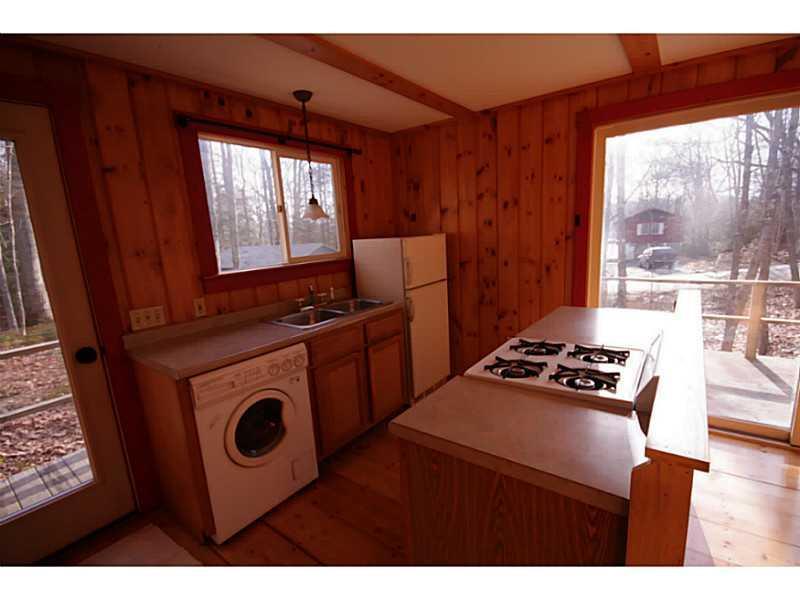 42 Samoset Trail Boothbay, ME 04544 - Photo 7 of 20 Kitchen.
