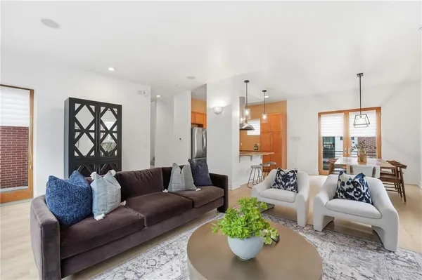 $749,950 | 4547 Washington Street, Unit B1, Kansas City, MO 64111
