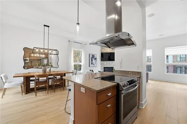$749,950 | 4547 Washington Street, Unit B1, Kansas City, MO 64111