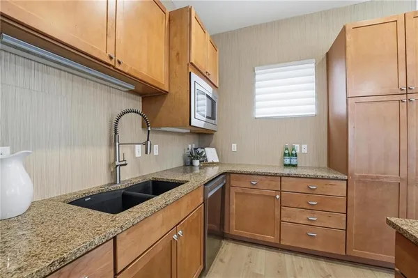 $749,950 | 4547 Washington Street, Unit B1, Kansas City, MO 64111