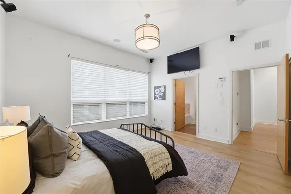 $749,950 | 4547 Washington Street, Unit B1, Kansas City, MO 64111