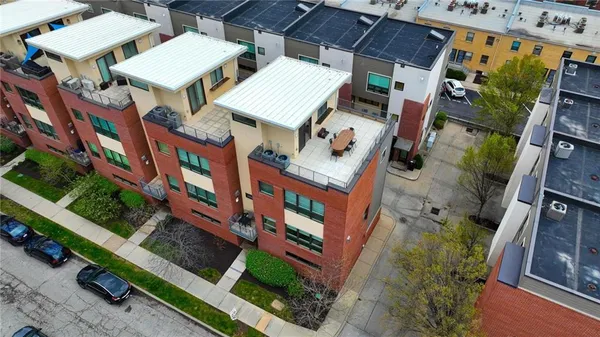 $749,950 | 4547 Washington Street, Unit B1, Kansas City, MO 64111