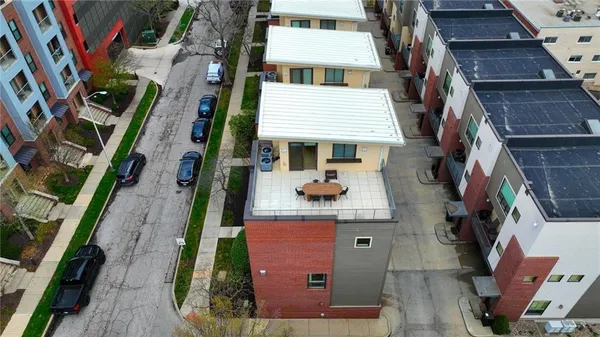 $749,950 | 4547 Washington Street, Unit B1, Kansas City, MO 64111