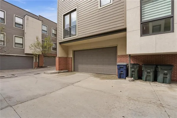 $749,950 | 4547 Washington Street, Unit B1, Kansas City, MO 64111