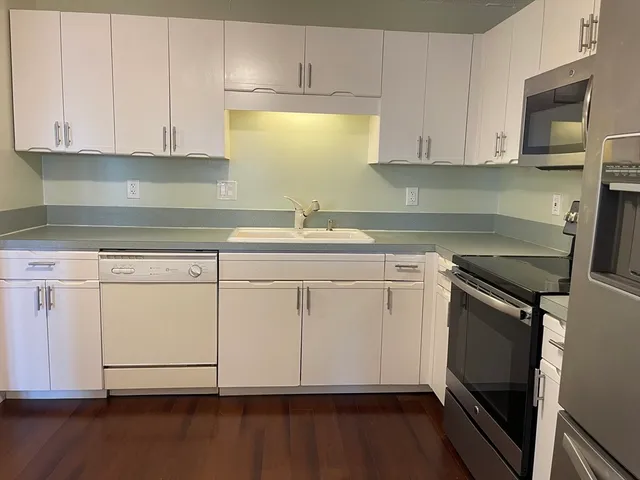 $415,000 | 200 Cove Way, Unit 614, Quincy, MA 02169