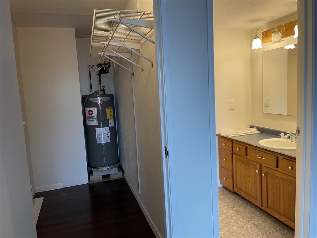 200 Cove Way, Unit 614 Quincy, MA 02169 - Photo 25 of 29