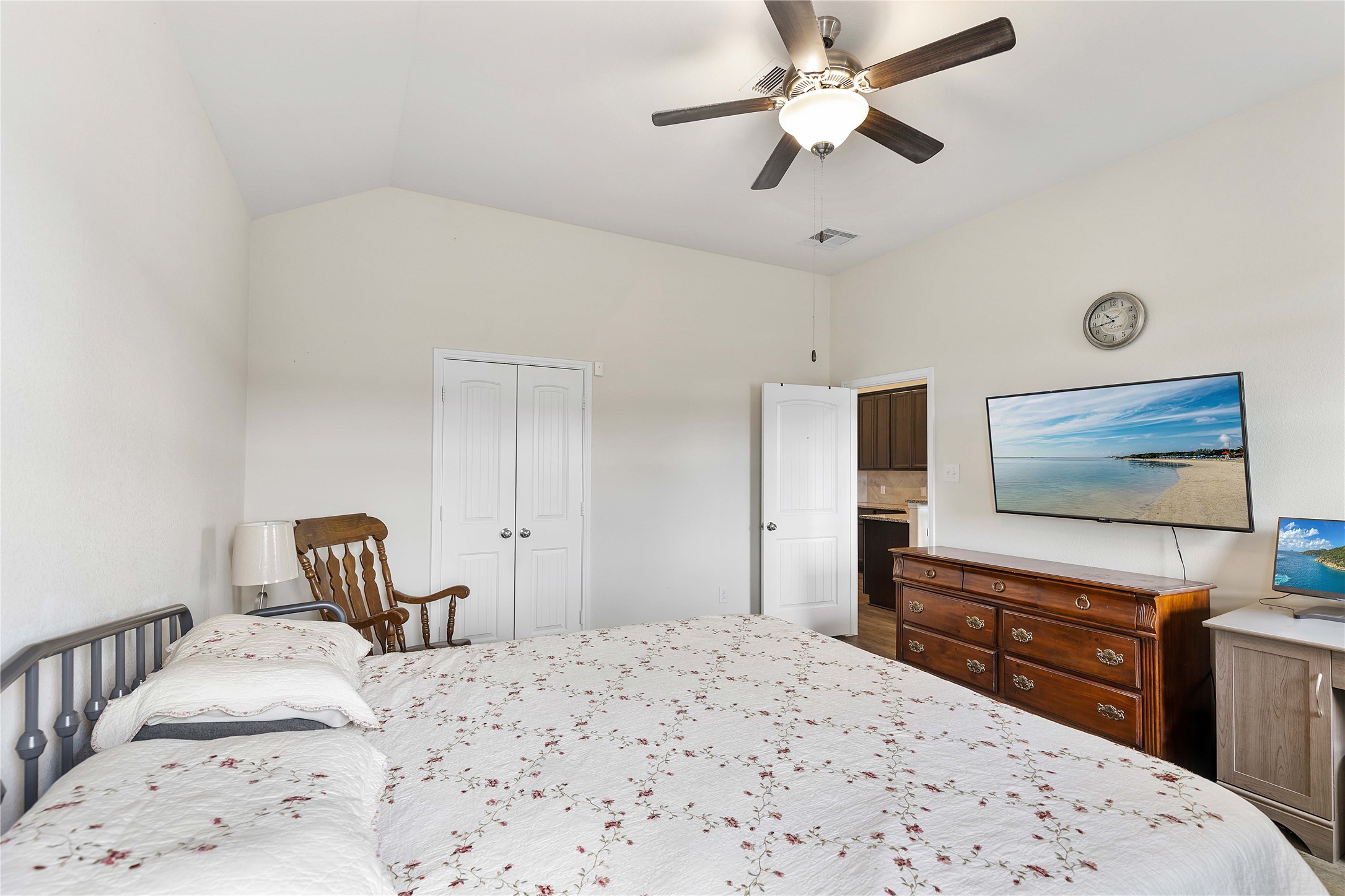 213 Kickapoo Drive Anahuac, TX 77514 - Photo 22 of 37