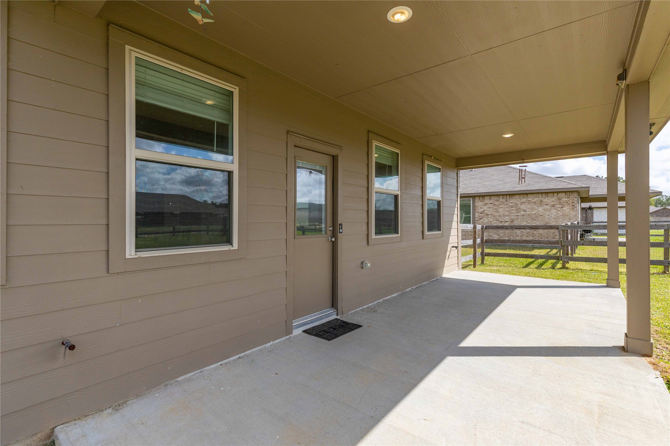 213 Kickapoo Drive Anahuac, TX 77514 - Photo 32 of 37