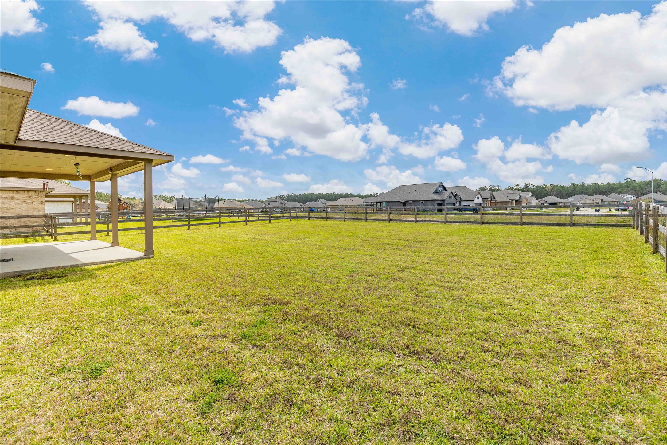 213 Kickapoo Drive Anahuac, TX 77514 - Photo 33 of 37