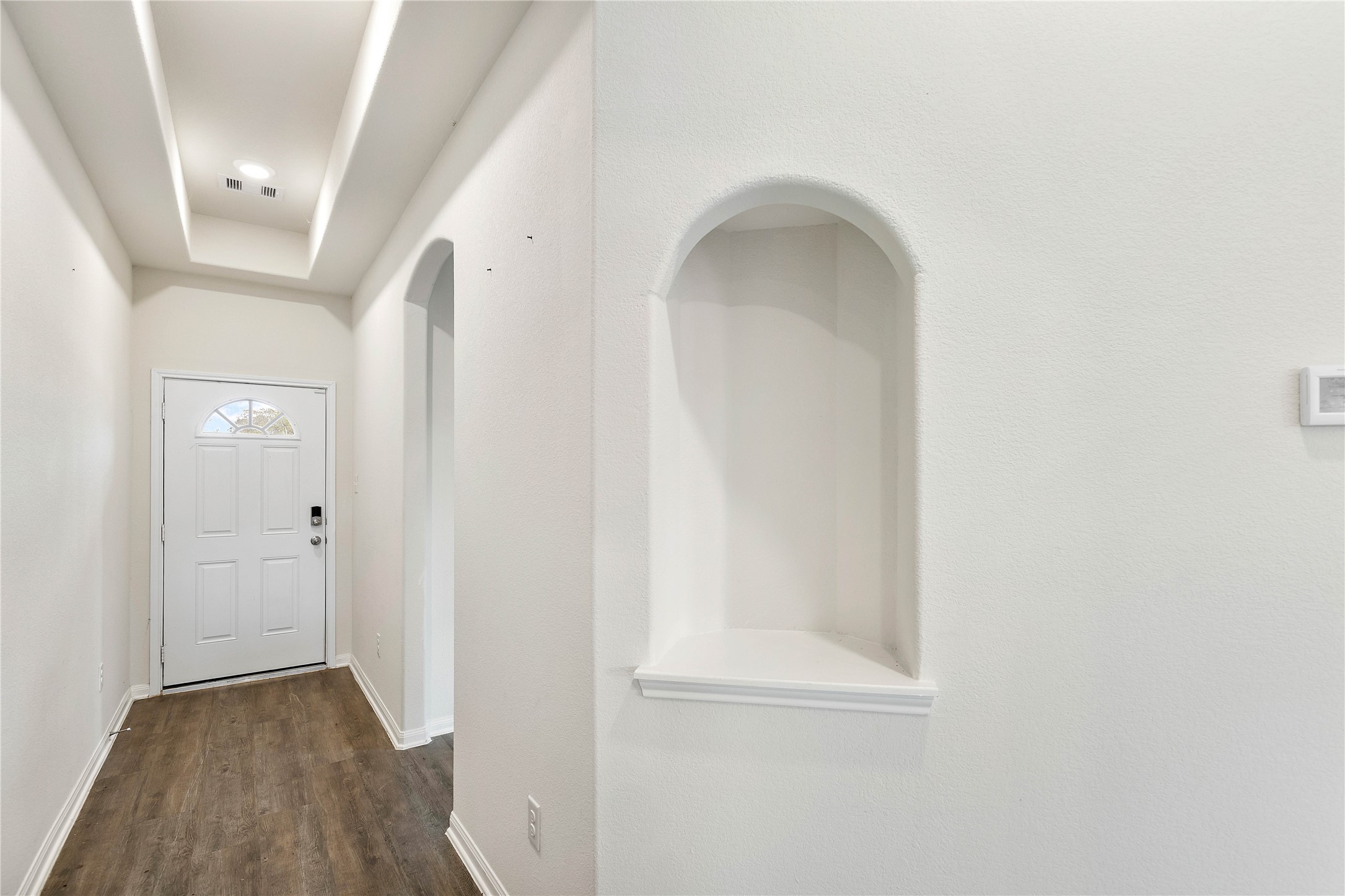 213 Kickapoo Drive Anahuac, TX 77514 - Photo 8 of 37