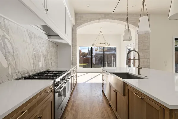 $14,000 | 6028 Richmond Avenue, Dallas, TX 75206