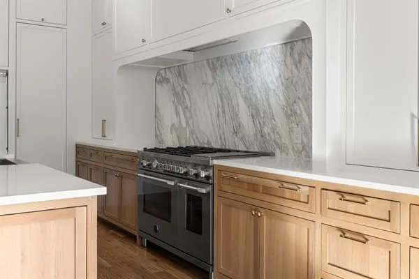 $14,000 | 6028 Richmond Avenue, Dallas, TX 75206