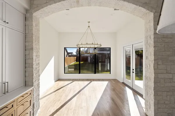 $14,000 | 6028 Richmond Avenue, Dallas, TX 75206