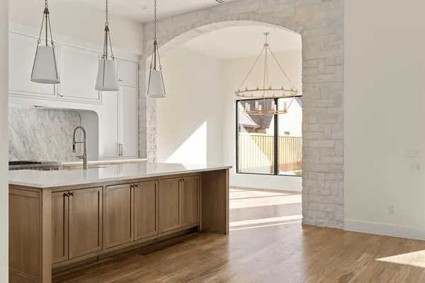 $14,000 | 6028 Richmond Avenue, Dallas, TX 75206