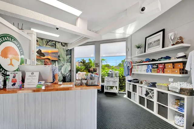 $150,000 | 3871 Via Poinciana, Unit 404, Lake Worth, FL 33467