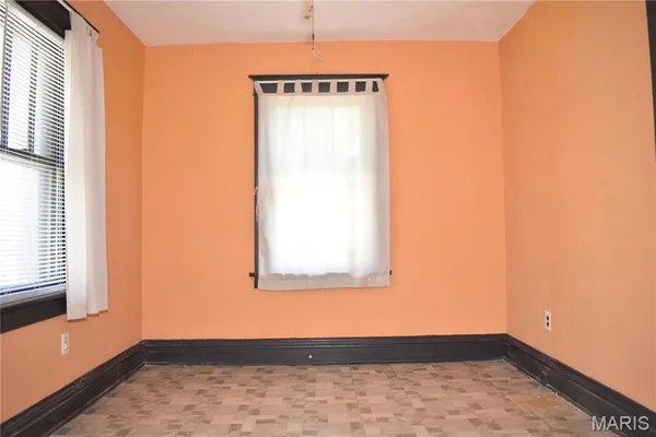 $114,900 | 8220 Page Avenue, St. Louis, MO 63130