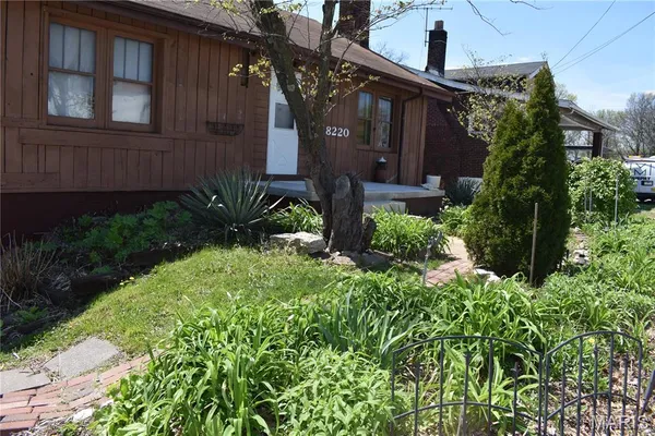 $114,900 | 8220 Page Avenue, St. Louis, MO 63130