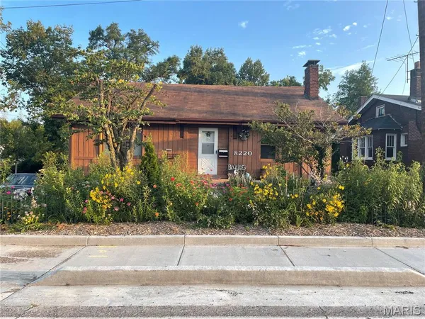 $114,900 | 8220 Page Avenue, St. Louis, MO 63130