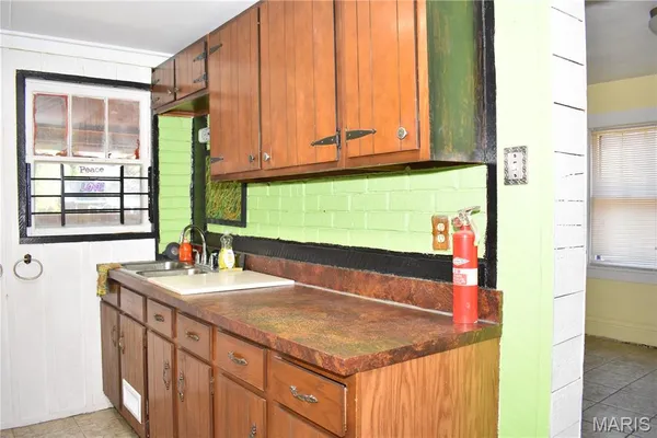 $114,900 | 8220 Page Avenue, St. Louis, MO 63130