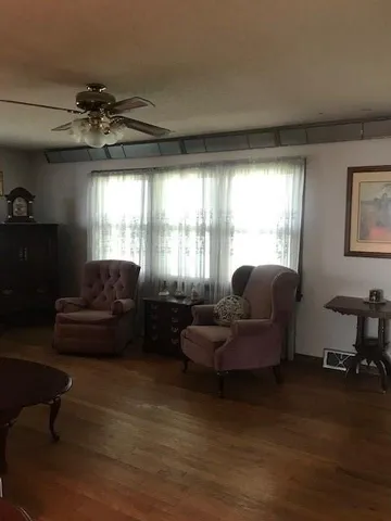 $975,000 | 22015 Metcalf Road, Bucyrus, KS 66013