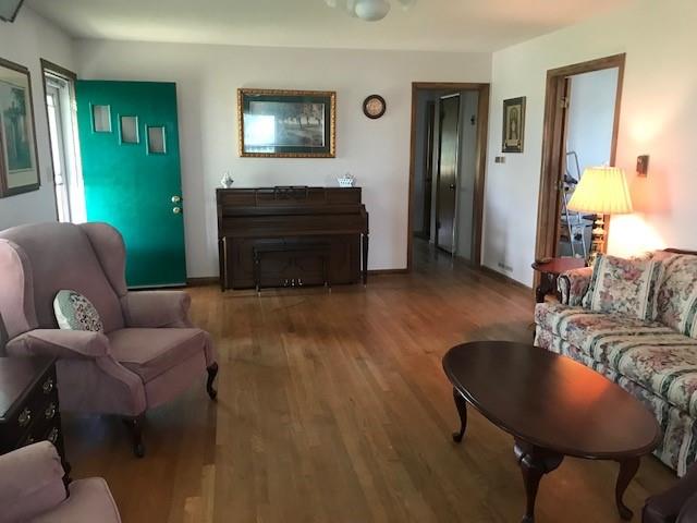 22015 Metcalf Road Bucyrus, KS 66013 - Photo 3 of 15