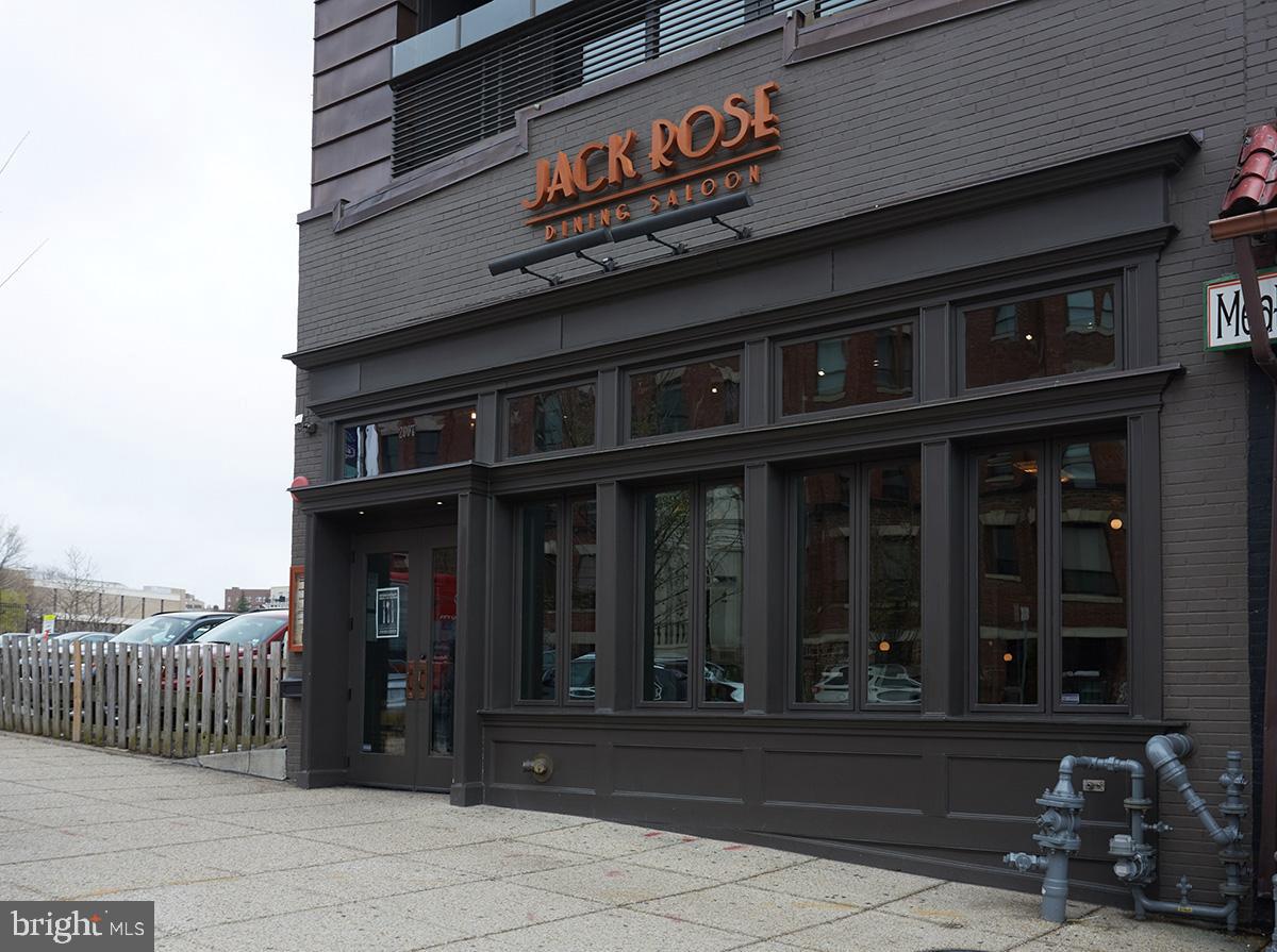 2611 Adams Mill Road Northwest, Unit 405 Washington, DC 20009 - Photo 37 of 38