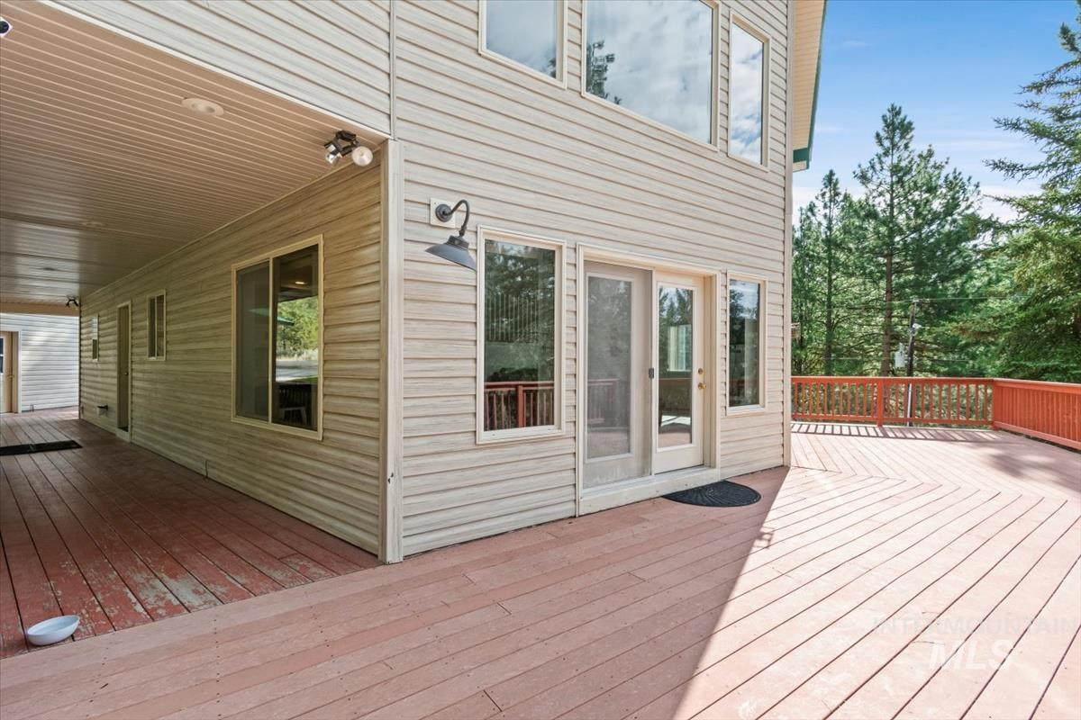 1496 Pine Ridge Drive Cascade, ID 83611 - Photo 29 of 48