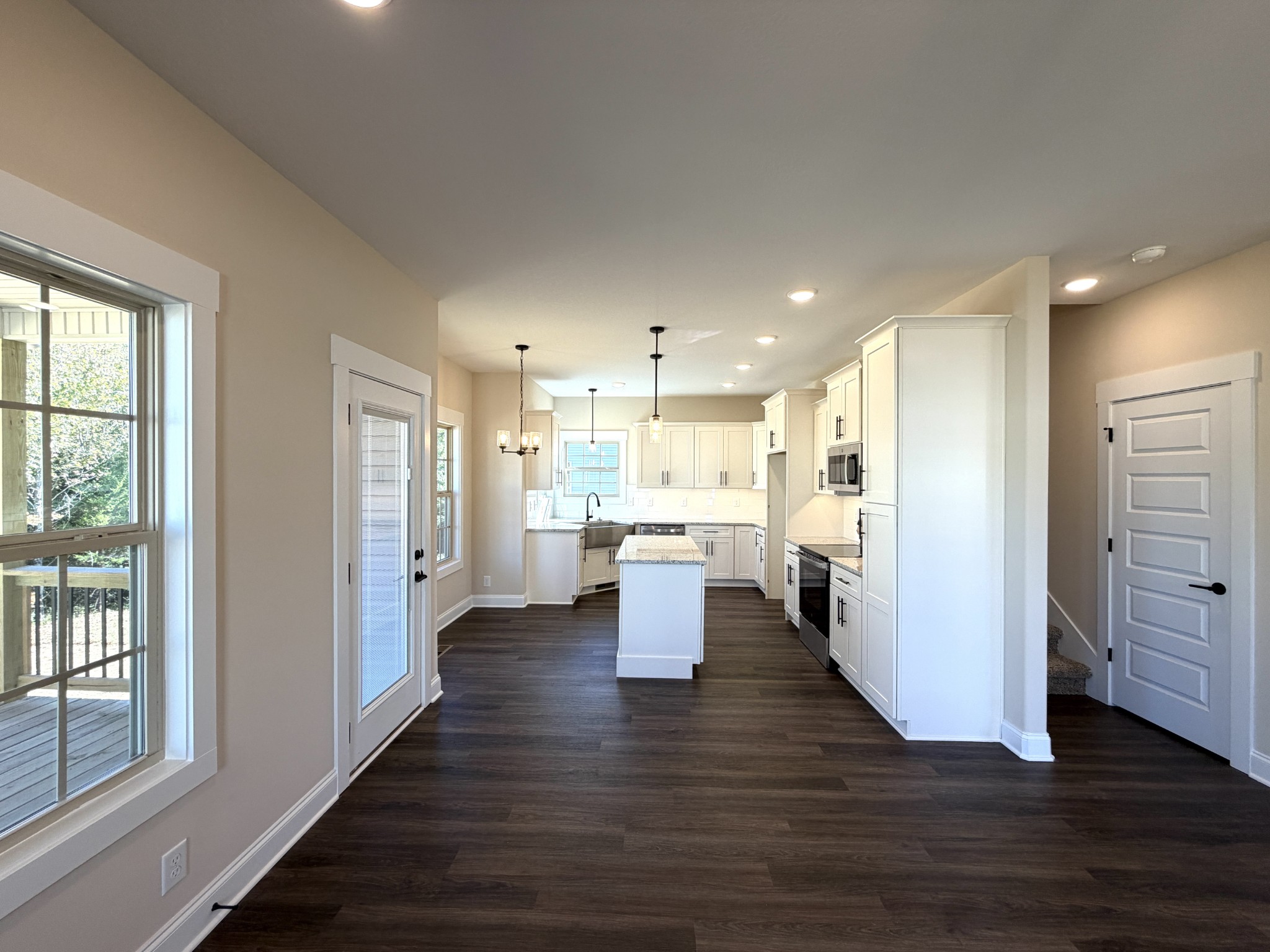128 Hummingbird Way Clarksville, TN 37043 - Photo 8 of 27 Gallery Image 8