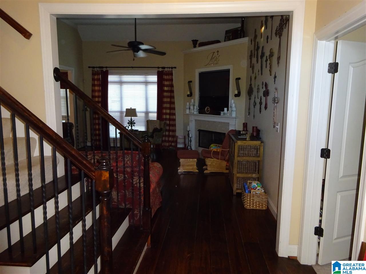 125 Cliff Road Sterrett, AL 35147 - Photo 3 of 23
