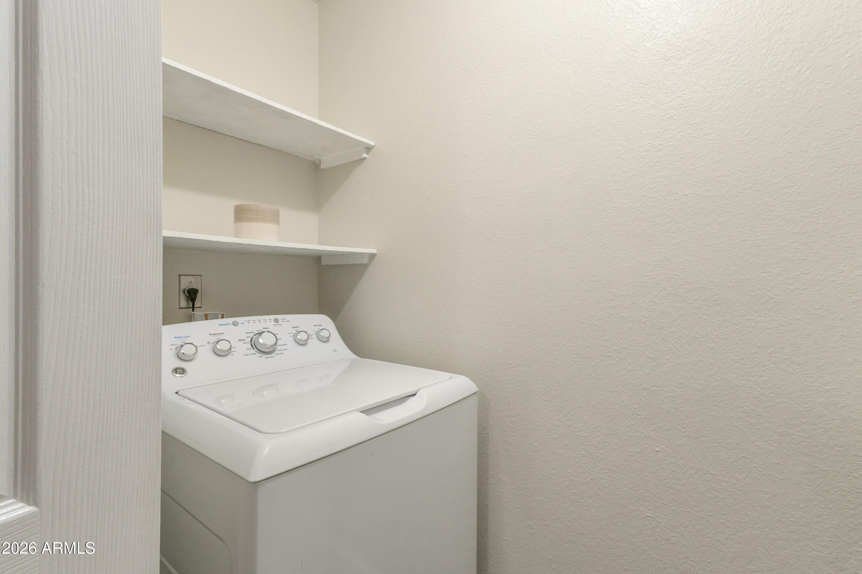 623 West Guadalupe Road, Unit 214 Mesa, AZ 85210 - Photo 12 of 22 7-zlaundry