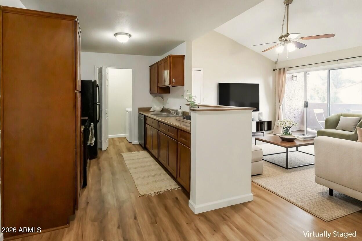 623 West Guadalupe Road, Unit 214 Mesa, AZ 85210 - Photo 14 of 22 8-kitchen0